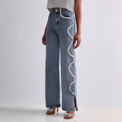 Jean droit femme – Coupe décontractée – Détail strass – Longueur cheville