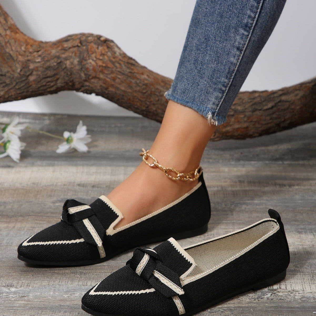 Women's flat shoes – Pointed toe – Soft knit – Elegant slip-on style