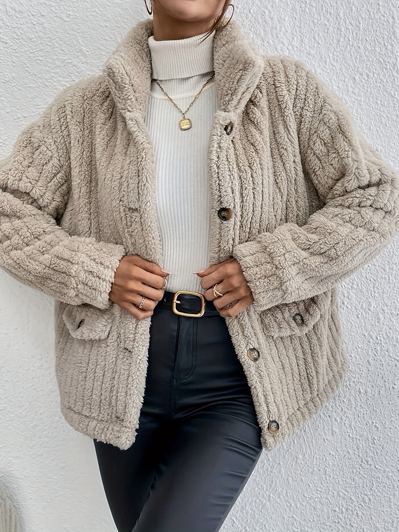 Women's jacket – Oversized fit – Double-faced velvet – Buttoned with front pockets