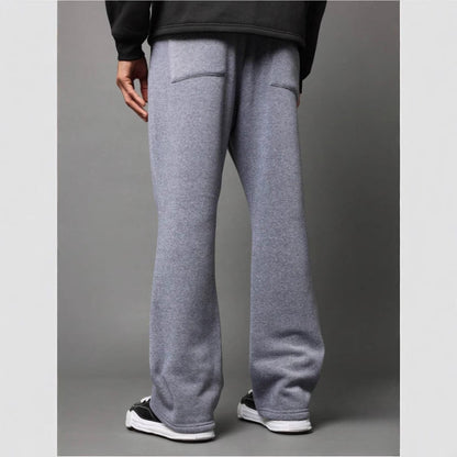 Men's sweatpants – Relaxed fit – Flared leg – Soft fabric