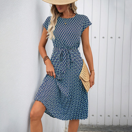 Women's midi dress – Relaxed fit – Tie belt – Short sleeves – Graphic pattern