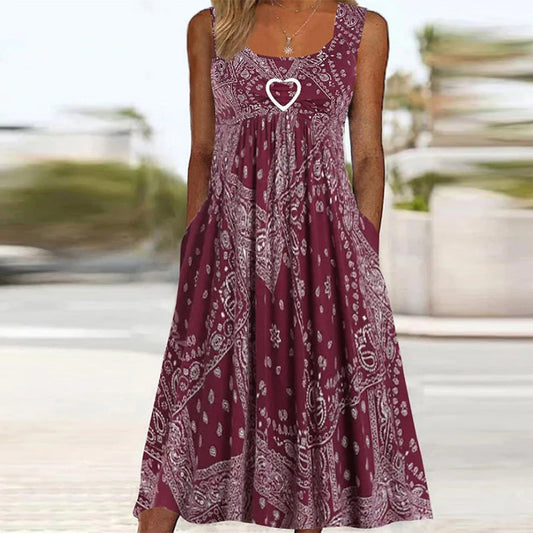 Women's long dress – flared flowing cut – bandana print – breathable fabric – pockets