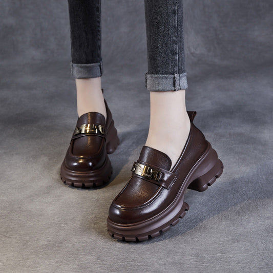Mocassins femme – Cuir lisse – Semelle plateforme épaisse – Détail métallique élégant