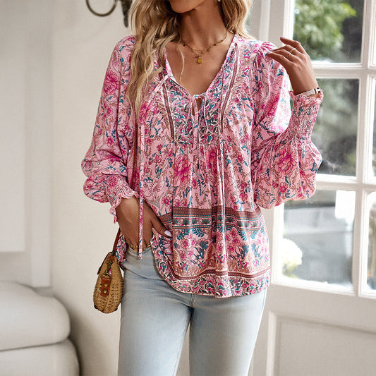 Women's blouse – Loose fit – Lightweight breathable fabric – Long sleeves with smocked cuffs – Tie-neck bohemian style