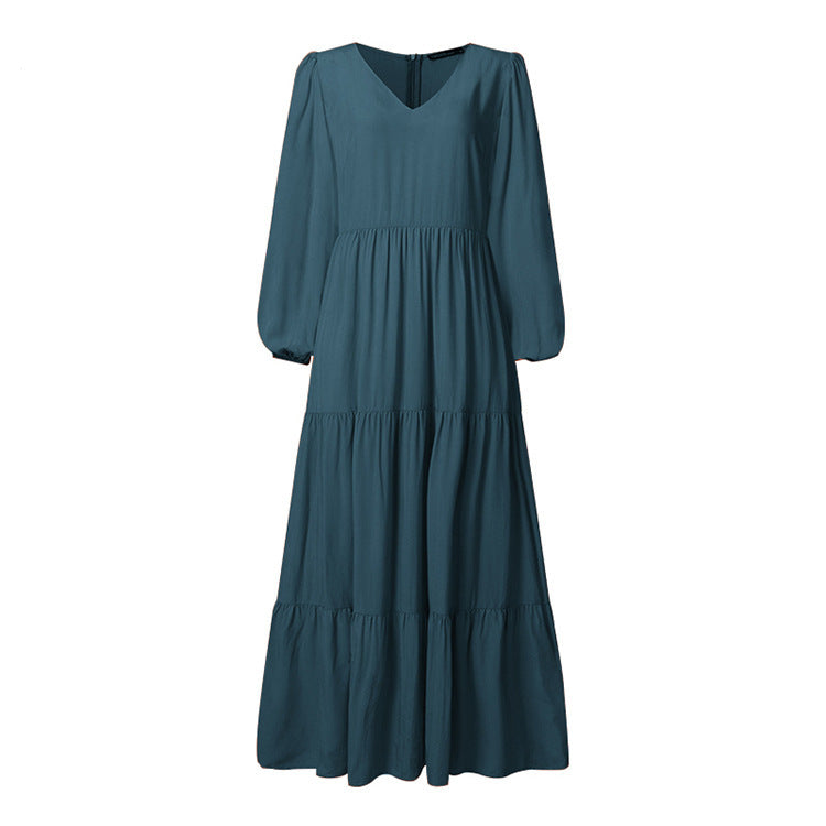 Versatile bohemian dress with long sleeves and ruffles