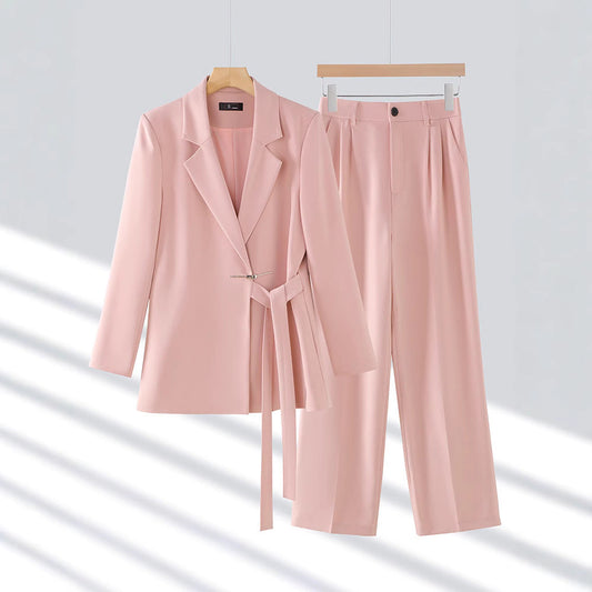 Ensemble Blazer Femme – Coupe Tailleur – Tissu Luxe – Pantalon Large – Ceinture Taille