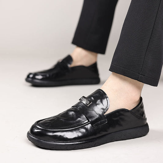 Men's loafers – Sleek design – Slip-resistant sole – Elegant decorative strap