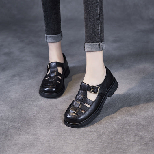 Women's flat sandals – Roman style – Cut-out design with buckle strap