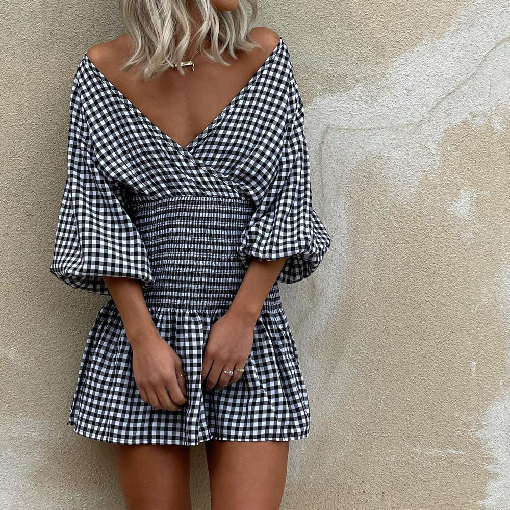 Robe courte femme – Coupe trapèze flatteuse – Manches bouffantes – Tissu respirant – Encolure en V – Taille élastique smockée – Motif vichy intemporel