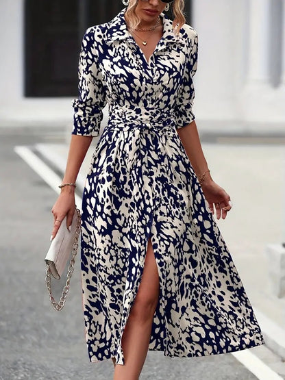 Women's flared dress – Buttoned – Long sleeves – Waist belt – Breathable fabric