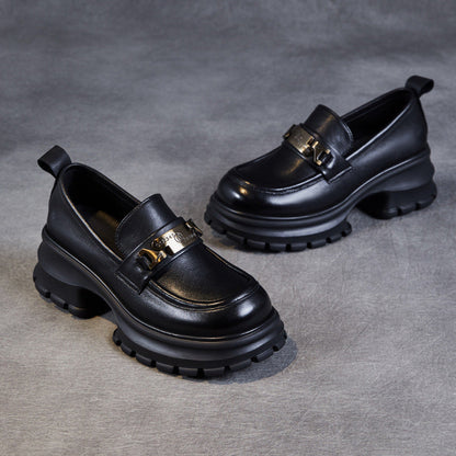 Mocassins femme – Cuir lisse – Semelle plateforme épaisse – Détail métallique élégant