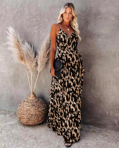 Women's mid-length dress – Fitted cut – Thin straps – V-neck – Fluid print
