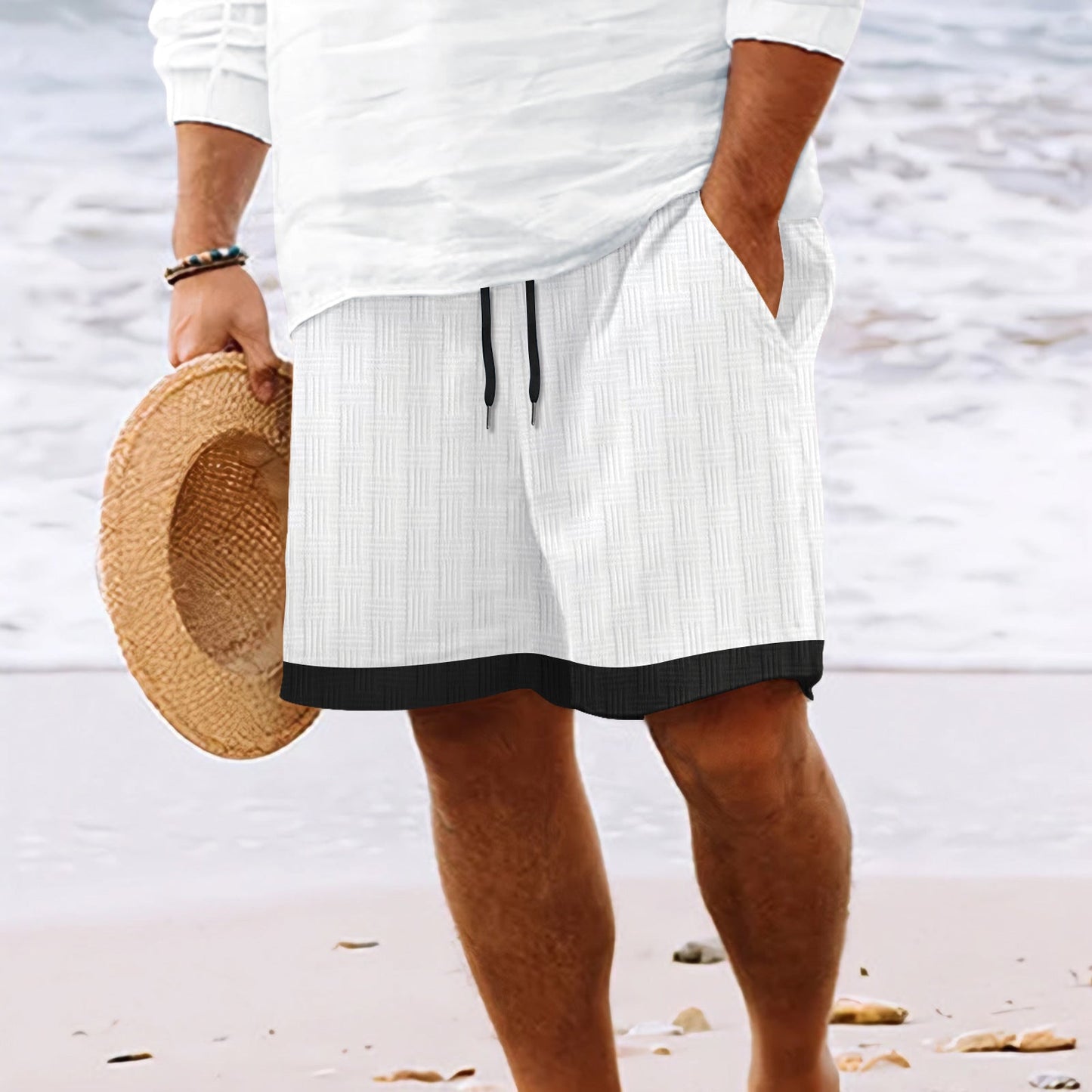 Men's beach shorts – Relaxed fit – Breathable fabric – Elastic waistband with drawstring