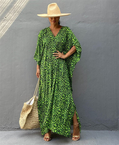 Women's caftan dress – Loose fit – Breathable fabric – Animal print – Wide sleeves