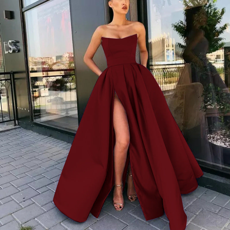 Women's evening dress – Bustier – Luxurious fabric – Flowing slit skirt – Cinched waist