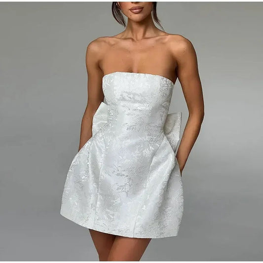 Women's Mini Dress – Sweetheart Neckline – Structured Jacquard Fabric – Elegant Back Bow