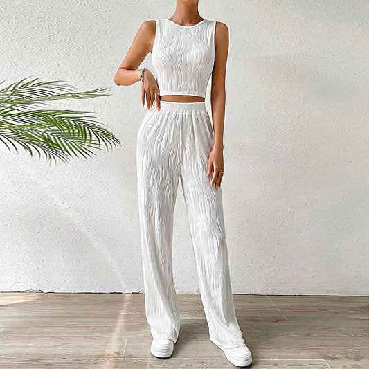 Women's Two-Piece Set – Fitted Sleeveless Crop Top – High-Waisted Straight-Leg Pants