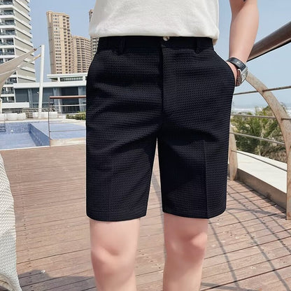 Men's shorts – Slim fit – Textured fabric – Button closure – Knee length