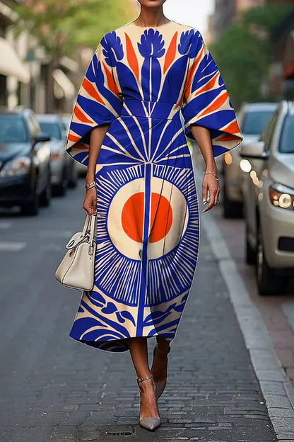 Women's midi dress – Flared cut – Luxurious fabric – Kimono sleeves – Floral print