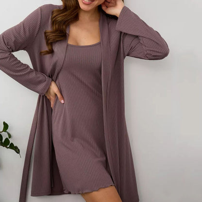 Ensemble Loungewear Femme – Maille Côtelée Douce – Robe Ajustée et Peignoir Ample