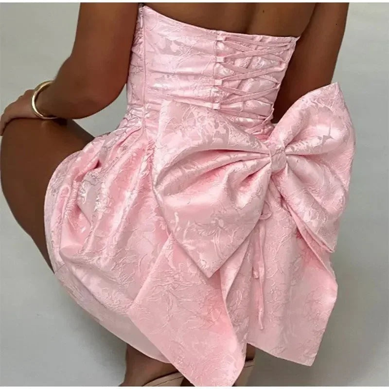 Women's Mini Dress – Sweetheart Neckline – Structured Jacquard Fabric – Elegant Back Bow