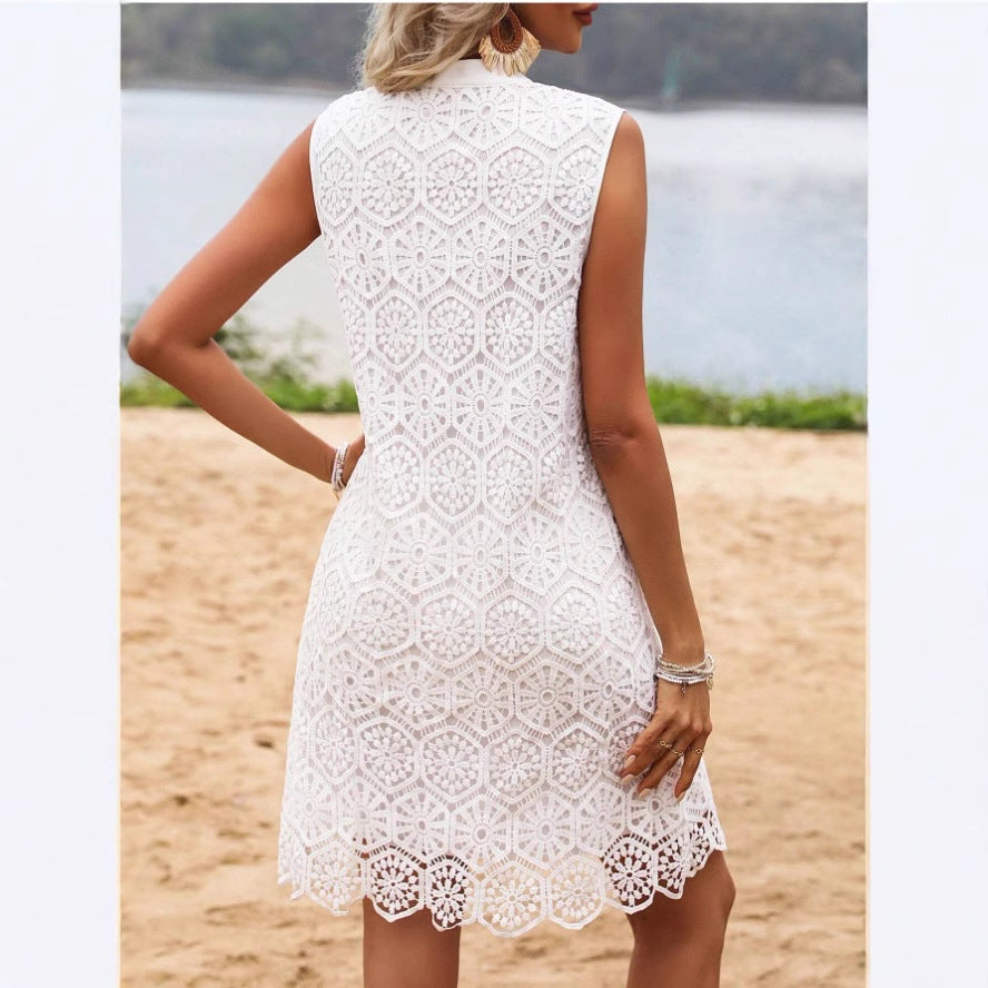 Women's mini dress – Openwork fabric – Geometric pattern – Straight cut – Sleeveless