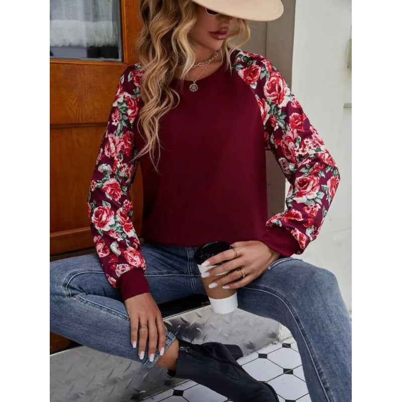 Women's sweatshirt – Relaxed fit – Floral print sleeves – Soft knit