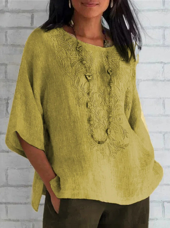 Women's blouse – Relaxed fit – Short flowy sleeves – Natural fibers – Embroidery