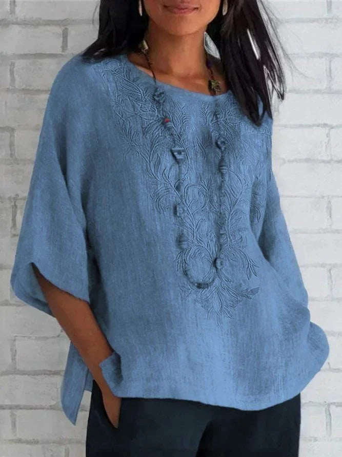 Women's blouse – Relaxed fit – Short flowy sleeves – Natural fibers – Embroidery
