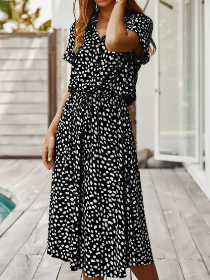 Women's midi dress – Relaxed fit – Breathable fabric – Short sleeves – Buttoned