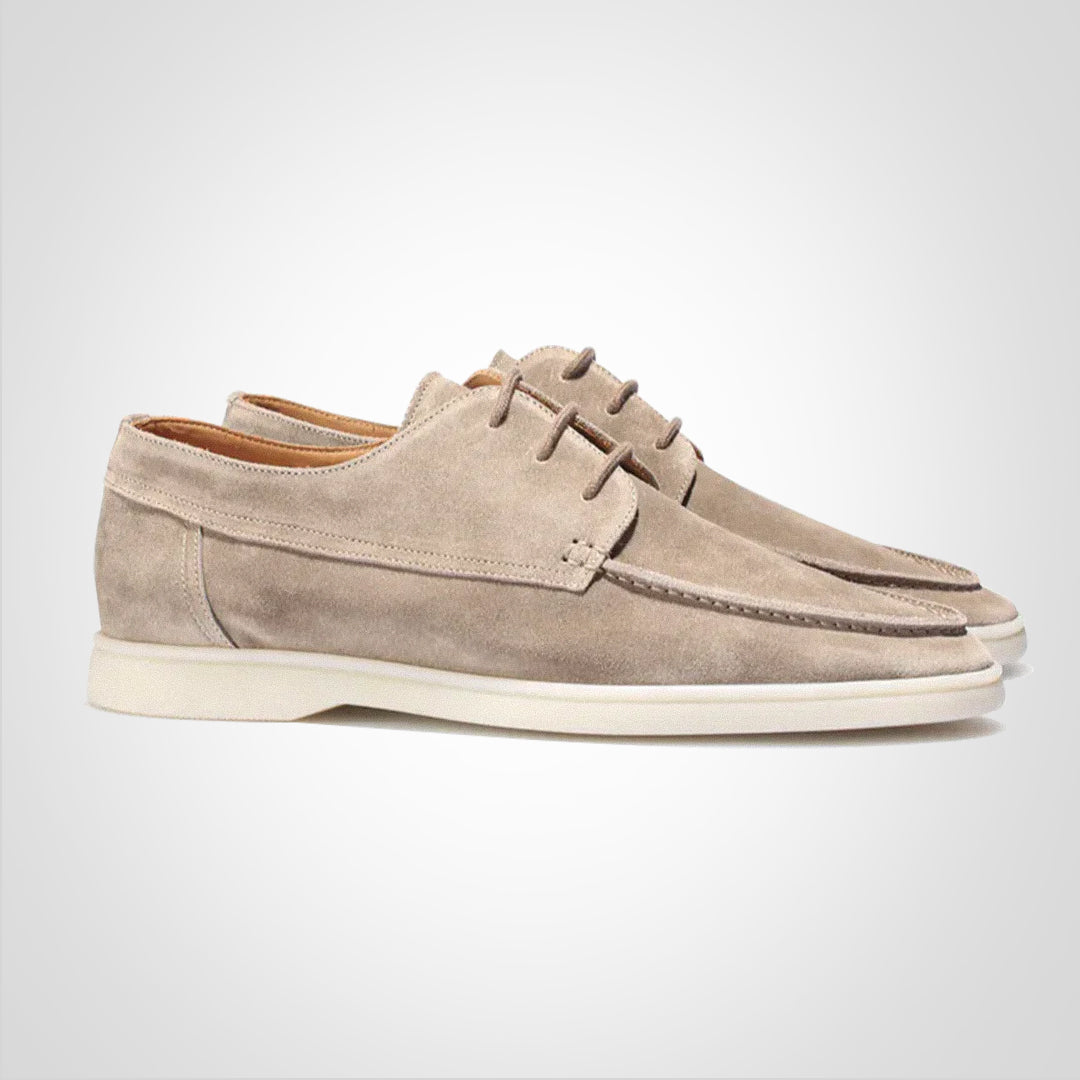Men's low-top shoes – Moccasin toe – Lace-up closure – Timeless design