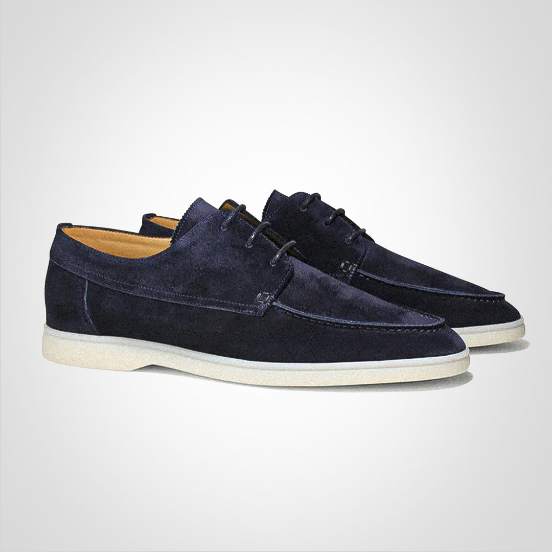 Men's low-top shoes – Moccasin toe – Lace-up closure – Timeless design