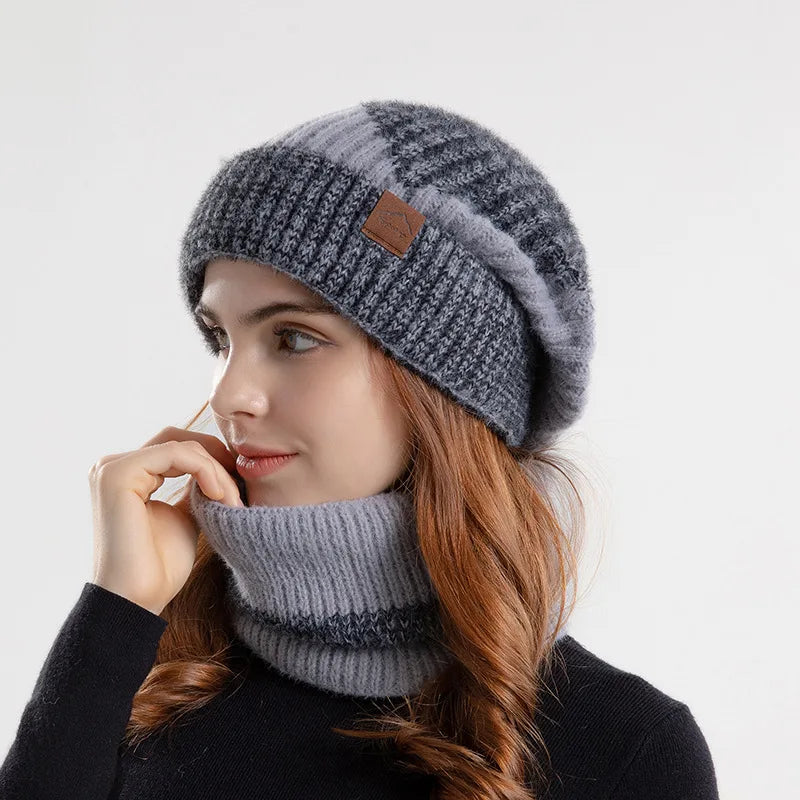 Eleonora Two-Piece Set | Color Block Beanie & Striped Neck Gaiter