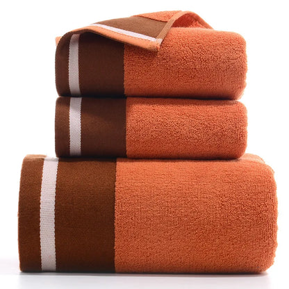 Contemporary Cotton Bath Towel With Soft Terry Texture