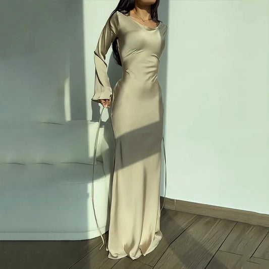 Robe Femme Longue – Coupe Slim – Tissu Luxueux – Manches Longues Élégantes