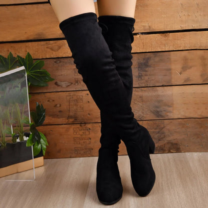Bottes femme cuissardes – Finition suédée – Talon bloc – Bout pointu – Laçage dos