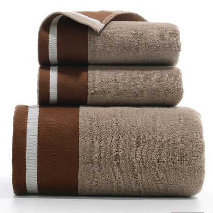 Contemporary Cotton Bath Towel With Soft Terry Texture