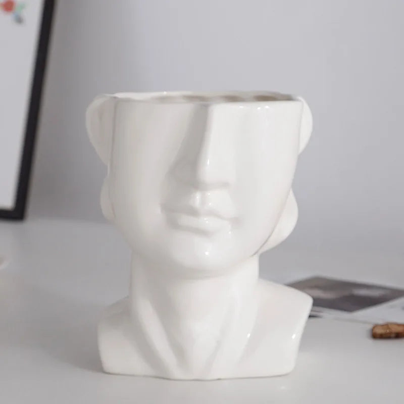 Modern Face-Shaped Ceramic Vase With Glossy Finish