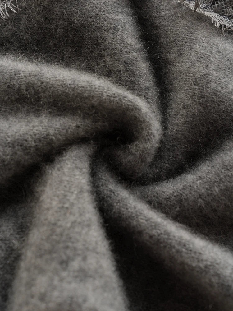 Ilaria Relaxed Fit Cardigan | Lace Trim V-Neck Cardigan