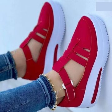 Women's open sandals – Platform sole – Breathable comfort – Strappy design