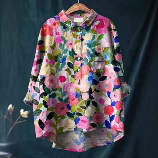 Women's blouse – Relaxed fit – Floral print – Natural fibers – Buttoned
