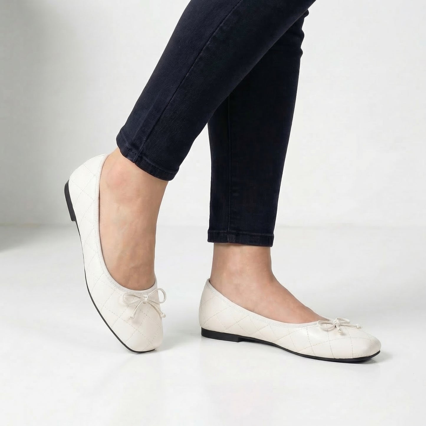 Quilted Bow-Detail Square Toe Ballet Flats for Women – Elegant & Comfortable