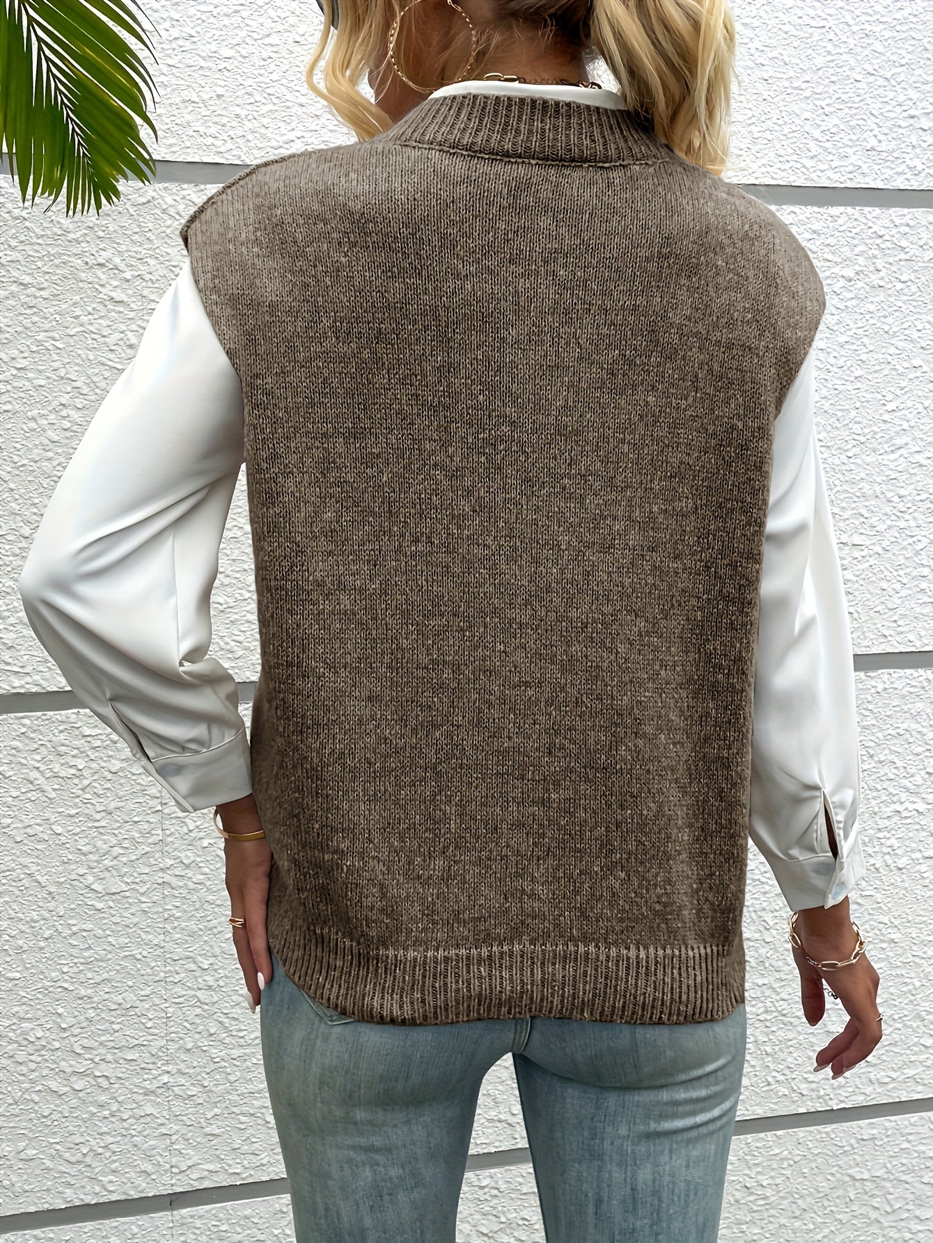 Rosa Relaxed Fit Sweater Vest | V-Neck Ribbed Sweater Vest