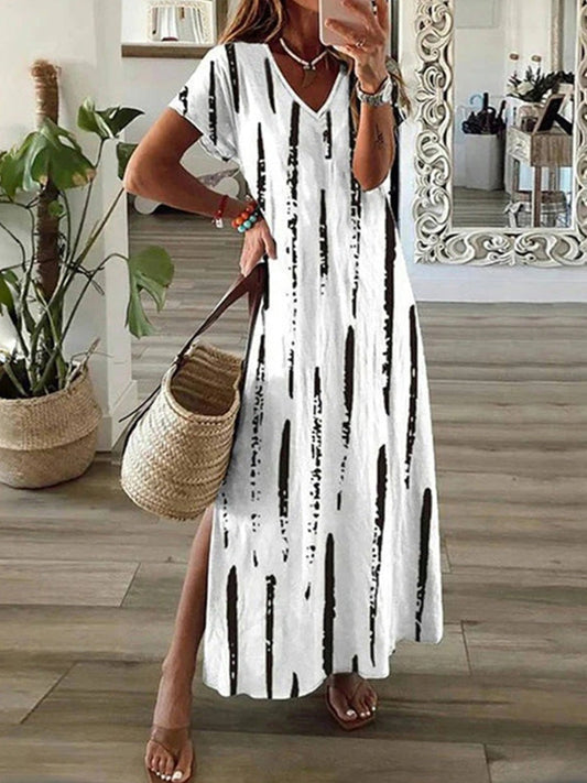 Women's long dress – Relaxed fit – V-neck – Short sleeves – Striped