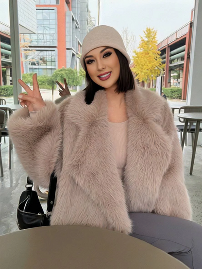 Women's Coat - Faux Fur - Loose Fit - Mid-Thigh Length - Notched Collar