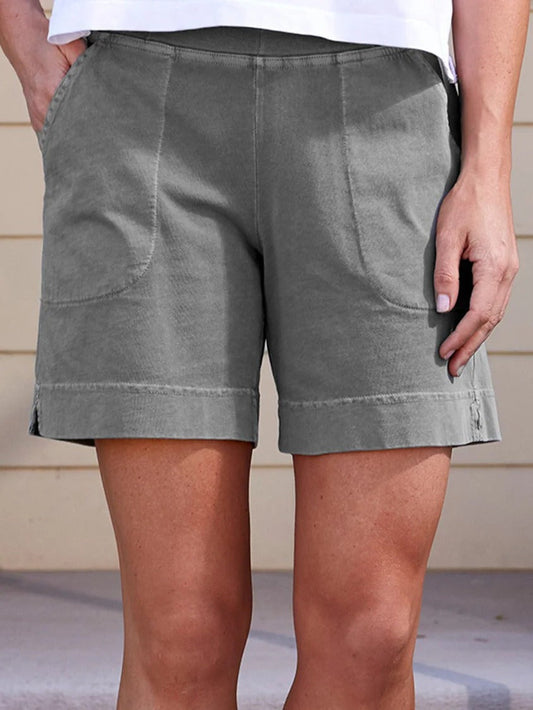 Casual women's shorts – Loose fit – Breathable fabric – Side pockets – Mid-thigh