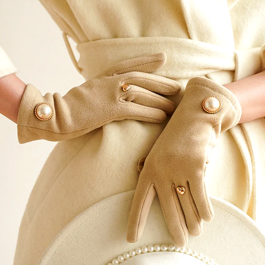 Alice Fitted Gloves | Pearl And Heart Embellished Gloves