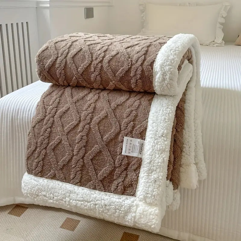 Cozy Sherpa Texture Throw Blanket With Plush Lining