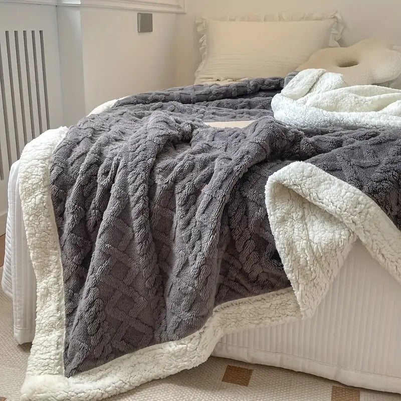 Cozy Sherpa Texture Throw Blanket With Plush Lining