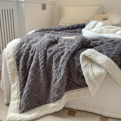 Cozy Sherpa Texture Throw Blanket With Plush Lining